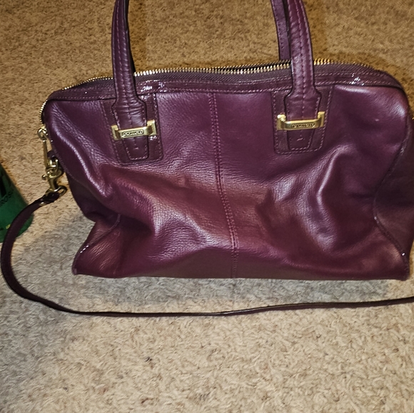 Coach purse - Picture 4 of 8